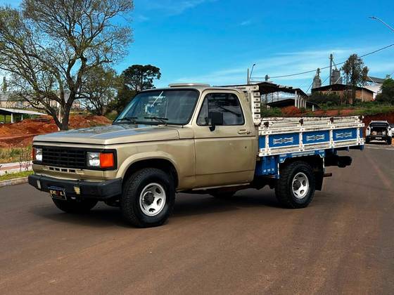 CHEVROLET D20 4.0 DEMEC CD 8V DIESEL 4P MANUAL CHEVROLET D20 4.0 DEMEC CD 8V DIESEL 4P MANUAL